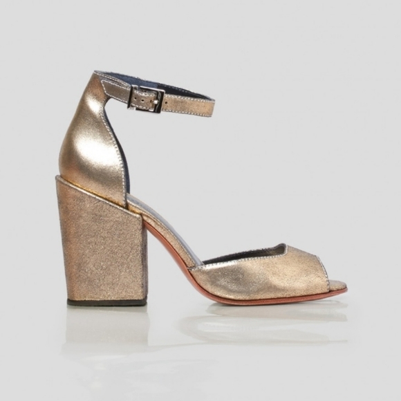Rachel Comey Shoes - Rachel Comey Coppa in Old Gold  size 7